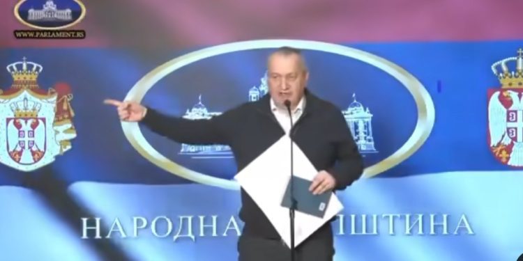 Odluka o štrajku poslanika Demokratske stranke do ispunjenja zahtjeva studenata