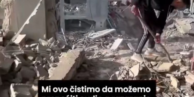 Palestinci čiste ruševine i spremni da spavaju u svojim domovima