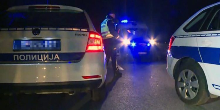 Teška saobraćajna nesreća kod Sjenice, više lica povređeno dok je djevojčica prevežena za Beograd