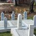 Ponovno oskrnavljeno šehidsko mezarje u Kragljivodi kod Srebrenice, sada betoniraju krstove