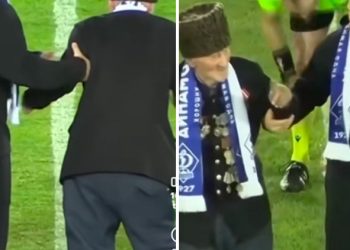 Stogodišnji Ibrahim, uz pomoć Habiba izveo početni udarac na fudbalskoj utakmici