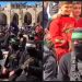 Palestinci sa pripadnicima Hamasa na džuma-namazu u Gazi VIDEO