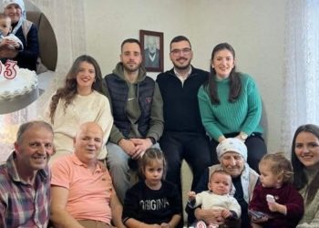 Nana Muhruša ima 13 djece, 55 unučadi, 101 praunuče i 27 čukununuče
