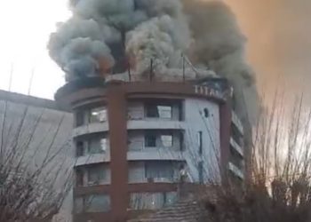 Požar u Novopazarskoj Banji: Restoran Titanik na Poslednjem Spratu Akva Termale
