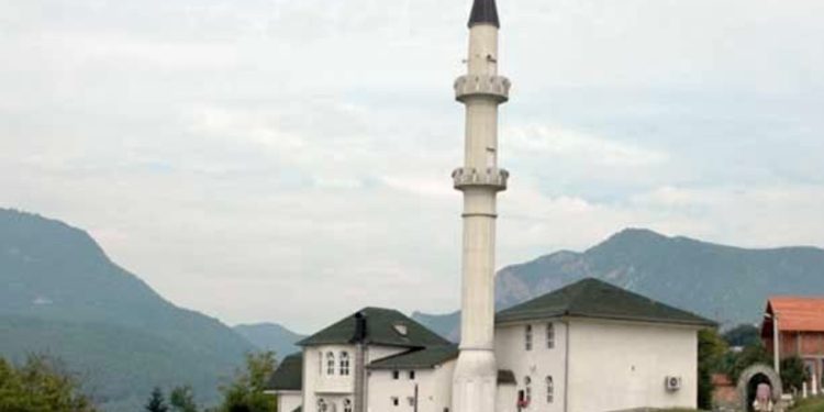 Priča iz Berana: Čin Zahvalnosti i Ljudskosti prema komšiji muslimanu, donacija za džamiju