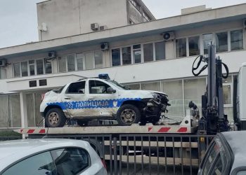 Potera kakva se samo u filmovima dešava: Zapucao na policiju pa im ukrao kola
