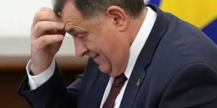 Dodik nastavio da prijeti: Nema više BiH a Shmidta prijavite policija kako bi uhapsili