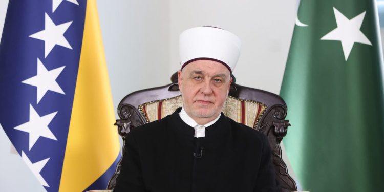 Reis Kavazović uputio čestitku svim vjernicima povodom nastupanja Ramazana