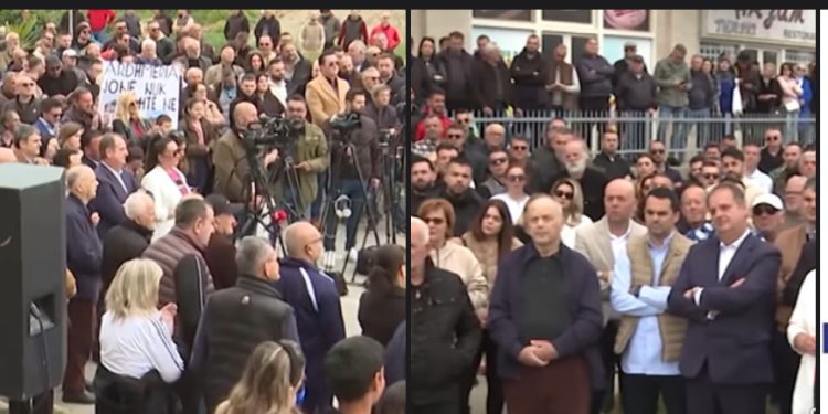 Građani Ulcinja protestovali zbog najave Vlade da proda Veliku plažu Arapima