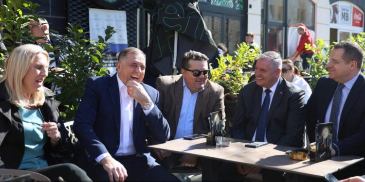 Sud BiH donio odluku o raspisivanju interpolove potjernice za Dodika i Stevandića