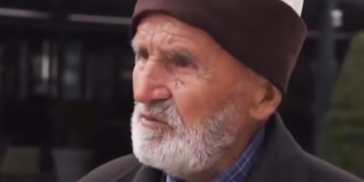 Kad vjera priraste za srce ništa nije teško: Albanac posti u 91. godini