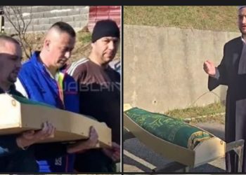Dženaza malom Džanu izazvala suze prisutnih, ukopan pored svoje sestre VIDEO