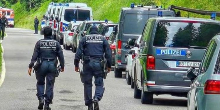 Hapšenje u Njemačkoj zbog planiranja državnog udara, pronađeno oružje i dokumentacija
