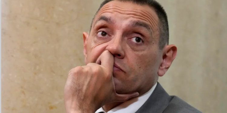 EU uvela sankcije Vulinu, zabranjen ulazak u svim zemljama