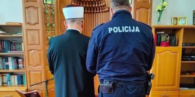 Nekad nezamisliva slika, danas je postalo normalno i često