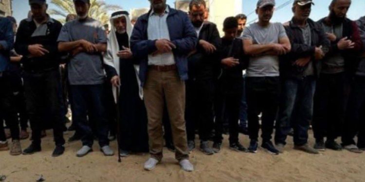 Tužna priča iz Gaze: Palestinac čekao 18 godina da dobije sina a juče mu je klanjao dženazu