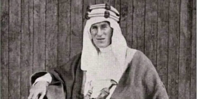 Lawrence – Engleski obaveštajac u Arapskom ustanku: Špijun svih vremena, klanjao noćni namaz