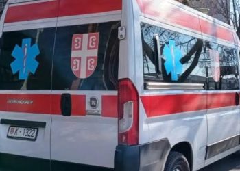 Učenik gimnazije ispao kroz prozor škole