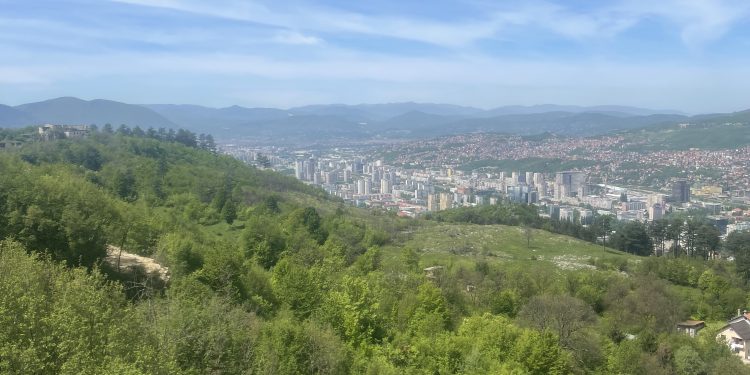 Maj 2025: Ekstremna vremenska kolebanja u Evropi – od tropskih temperatura do naglog zahlađenja