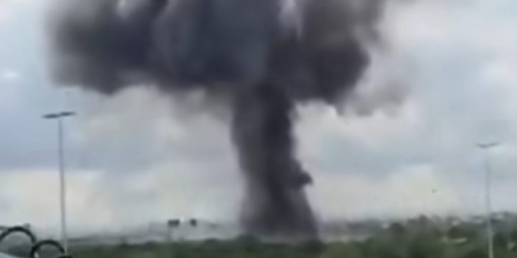 Jemenski Huti raketama napali Izrael, pogođen aerodrom VIDEO