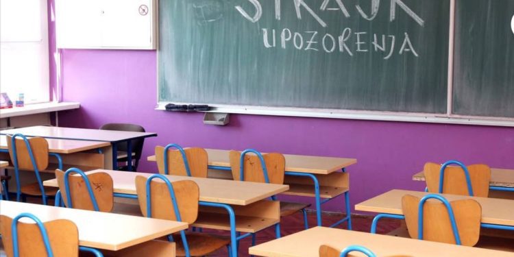 Izmene školskog kalendara za 2024/25: Produženje nastave za osnovne i srednje škole