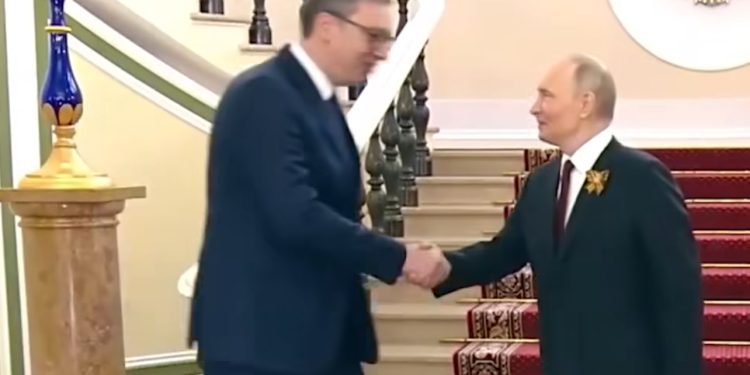 Evropska komisija kritikuje Vučićevu posetu Moskvi: Pogrešan signal u trenutku agresije na Ukrajinu