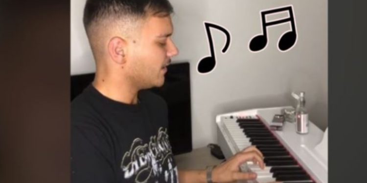 Mladić iz Srbije odbio da peva pesmu „Ne volim te, Alija“ – primer dostojanstva i suživota