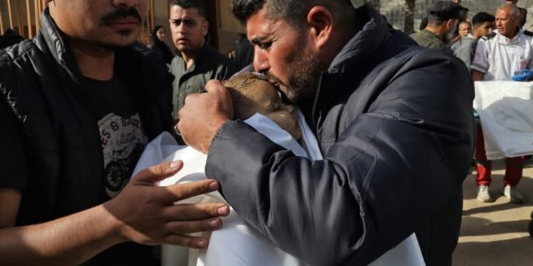 Izraelski opozicioni lider Golan oštro kritikovao izraelsku politikeuu u Gazi: Ubijate djecu iz hobija