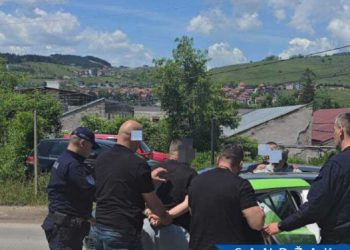 Spektakularna policijska akcija u Novom Pazaru: Zaplenjena droga i oružje