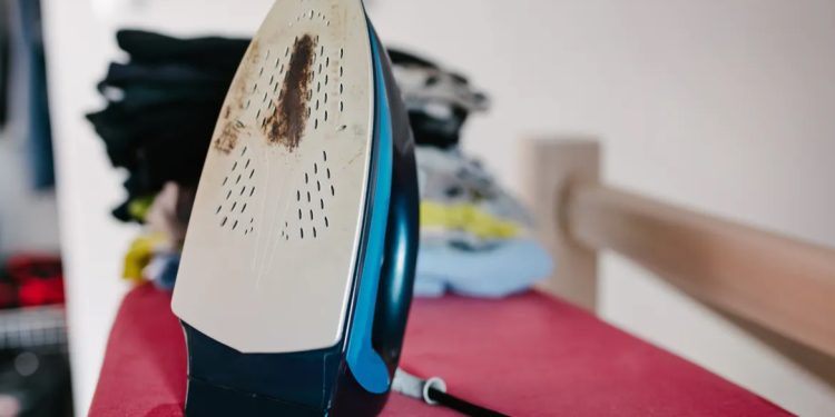 Povlačenje električne pegle: Rizik po bezbednost potrošača