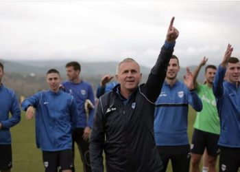 Vladimir Gaćinović ostaje trener Novog Pazara još godinu dana