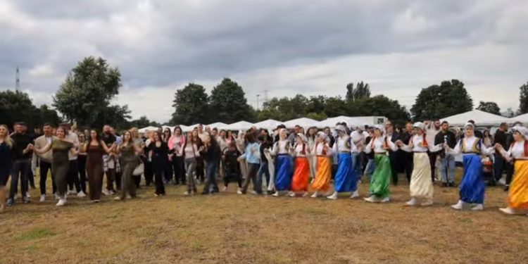 Vašar u  Frankfurtu okupio veliki broj Sandžaklija, birala se najljepša djevojka VIDEO