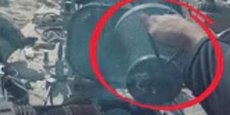 Hrabri borci Gaze: Dječak se penje na tenk i ubacuje eksploziju, nekoliko akcija brigada Al Qassam