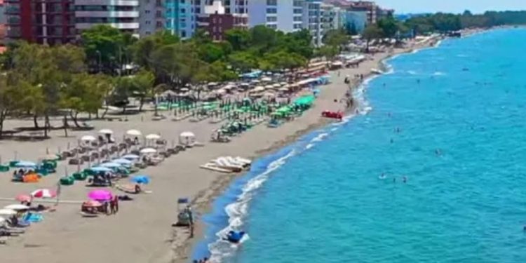 ALBANIJA TURISTIČKI HIT 2025: Sve više turista bira Jadran s albanskim potpisom, cijene najpovoljnije u regionu