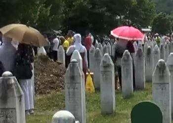 Jedina žena među tabutima: Priča o Fati Bektić slama tišinu Potočara