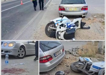 Teška nesreća na ulazu u Novi Pazar: Motociklista u kritičnom stanju nakon sudara s parkiranim vozilom
