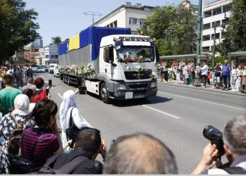 Kolona boli iz Visokog: Sedam žrtava genocida putuje prema Potočarima na konačni smiraj