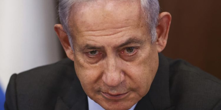 Netanyahu naglo pozlilo, otrovao se hranom