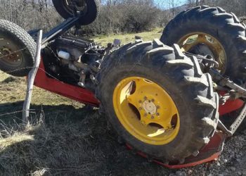 Traktor sletio sputa u provaliju, poginuo Safet R.