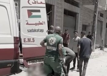 Najmanje 17 Palestinaca poginulo u izraelskim napadima dronovima širom Gaze