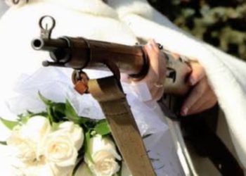 Petogodišnji brat slučajno igrajući se upucao sestru (4) iz puške