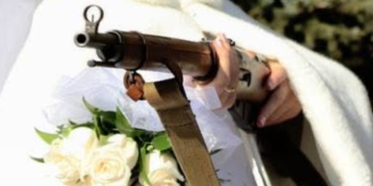 Petogodišnji brat slučajno igrajući se upucao sestru (4) iz puške