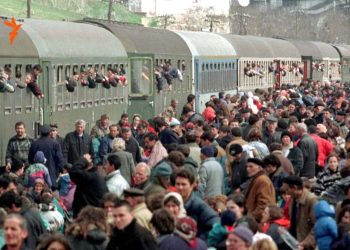 Optužnica protiv 21 osobe zbog prisilnog proterivanja 800.000 Albanaca sa Kosova