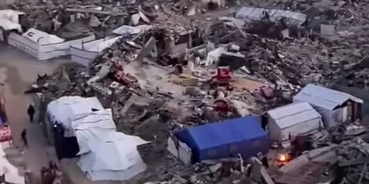 Izrael najavljuje preseljenje Palestinaca iz borbenih zona, rođaci izraelskih talaca pozivaju na proteste