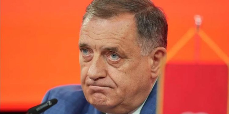 Dodik odbacuje odluku Suda BiH: “Ostajem predsjednik RS-a“, referendum o osamostaljenju u septembar