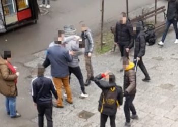 Masovna tuča na primorju, pijani državljani iz svih Republika SFRJ napravili haos