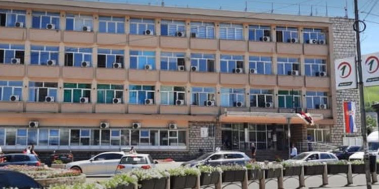 Grad podneo žalbu Ustavnom sudu zbog blokade budžetskih sredstava, radnici ispaštaju zbog političke bahatosti