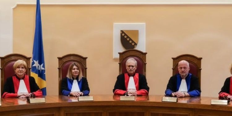 Ustavni sud BiH stavio van snage zaključke NSRS o Dodikovom mandatu