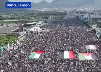 Hiljade ljudi na protestu u glavnom gradu Jemena protiv genocida izraela u Gazi