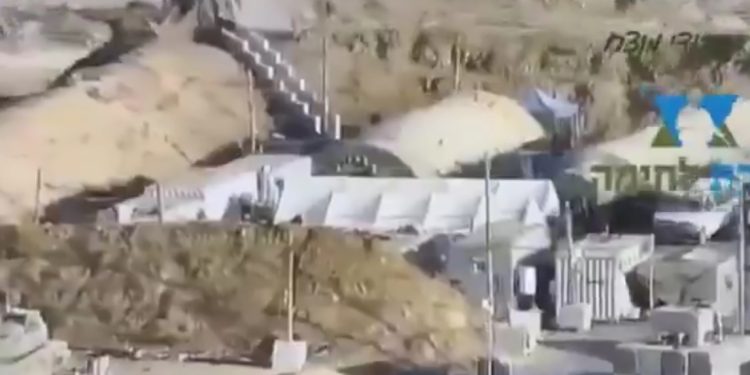 Borci brigade Qassam nanose gubitke agresorima svakodnevno u uličnim borbama, još jedan snimak